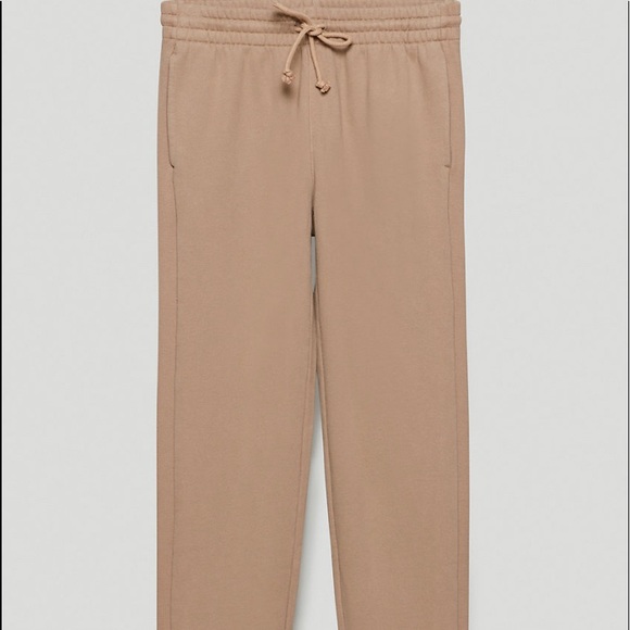 Aritzia Boyfriend Sweatpants - Picture 4 of 6